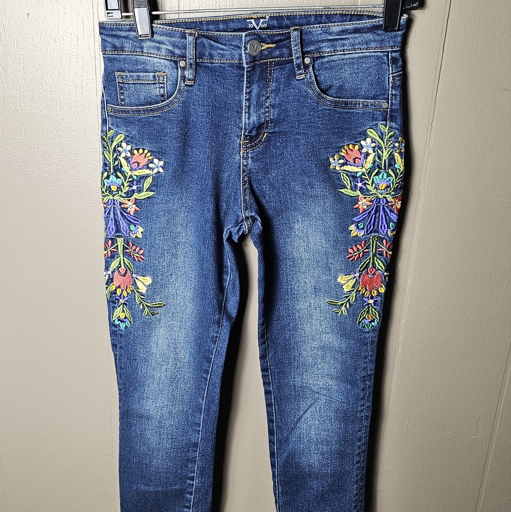 V 19 69 ABBIGLIAMENTO Sportivo  SRL  womens straight leg jeans.  Size 25